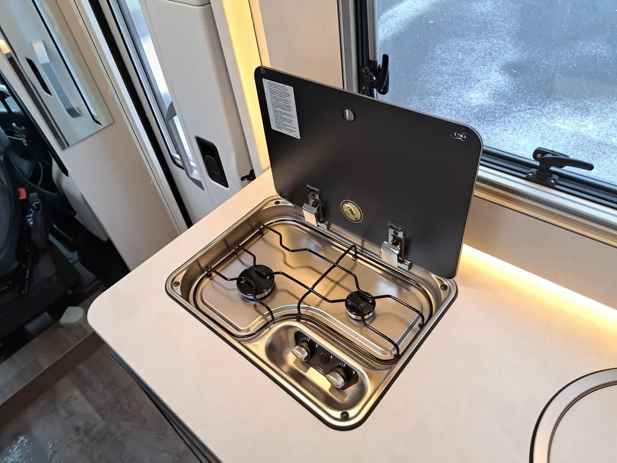 Carado T 135 Pro+ Automatik, Solar, LTE, TV