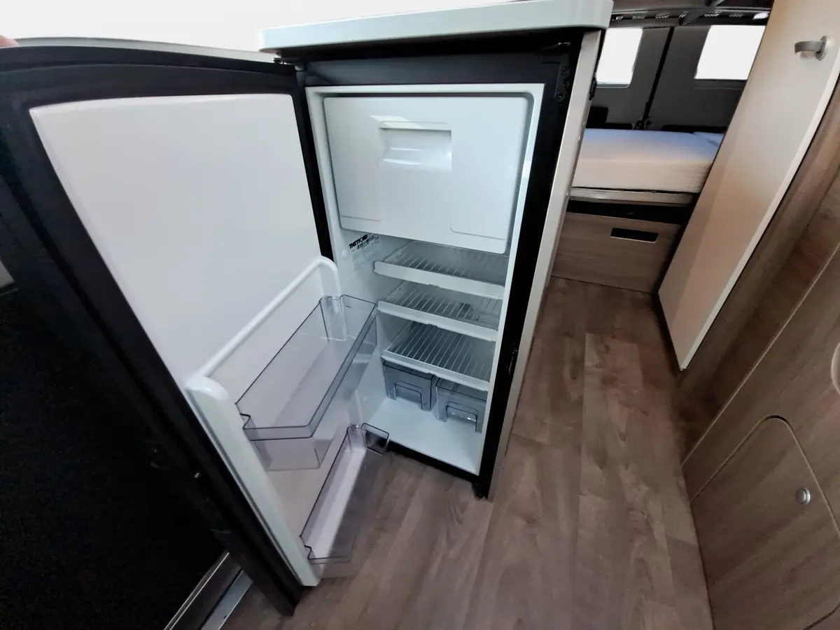 Carado pro CV 601 Automatik, TV, Sat, Naviceiver, AHK