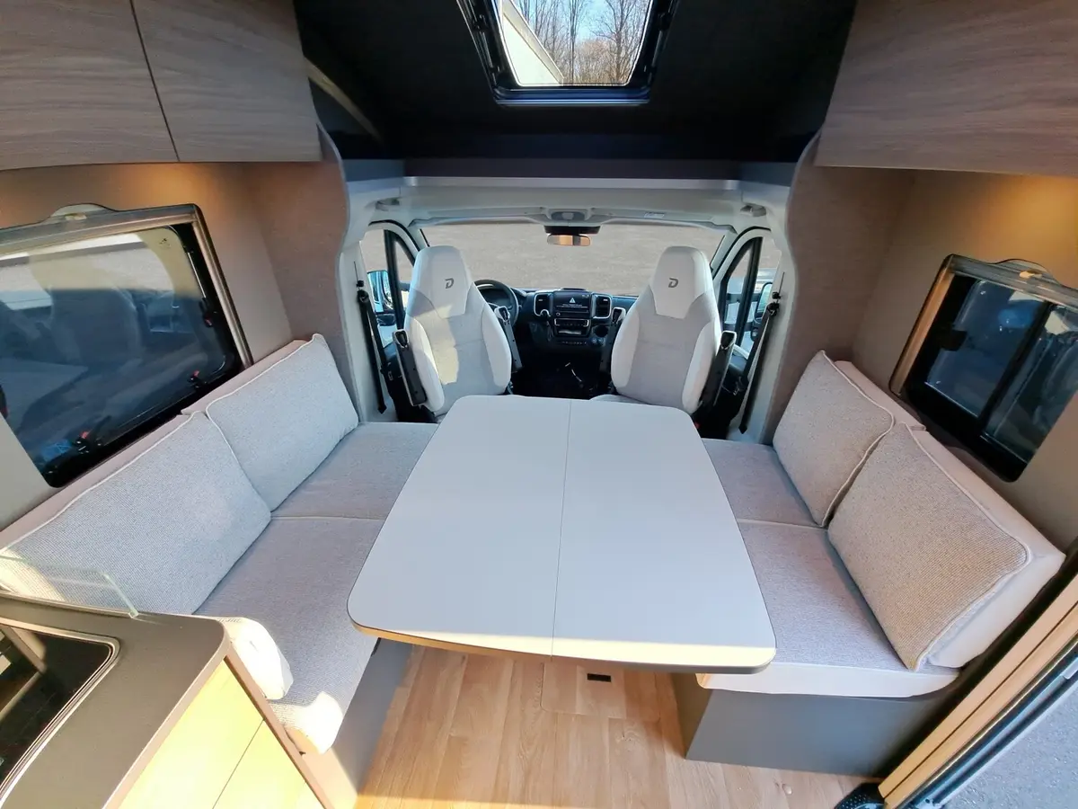 Dethleffs Trend Active T 7057 EBL Chassis-, Assistenzpaket