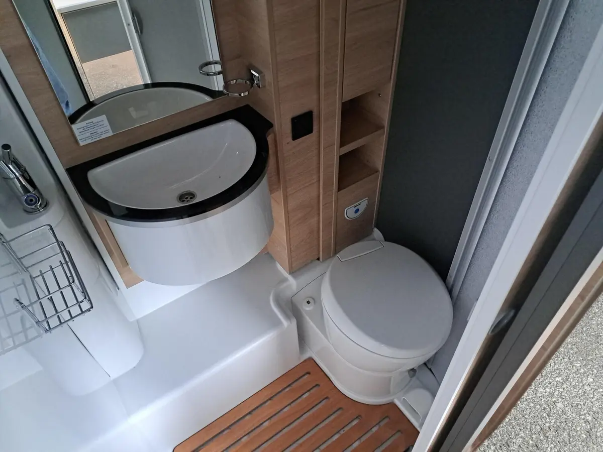 Dethleffs Globebus Camp Active T 1 Automatik, Sat, TV