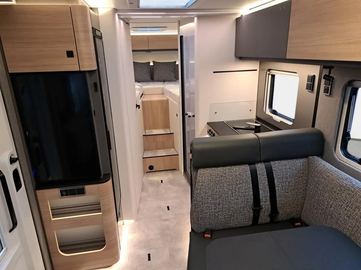 Hymer B-Klasse MC I 680 Premium-, Arktispaket, TV