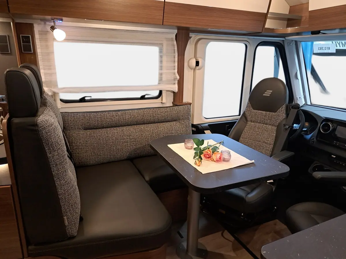 Hymer B-Klasse MC I 680 Bugausbau, Premium, AHK