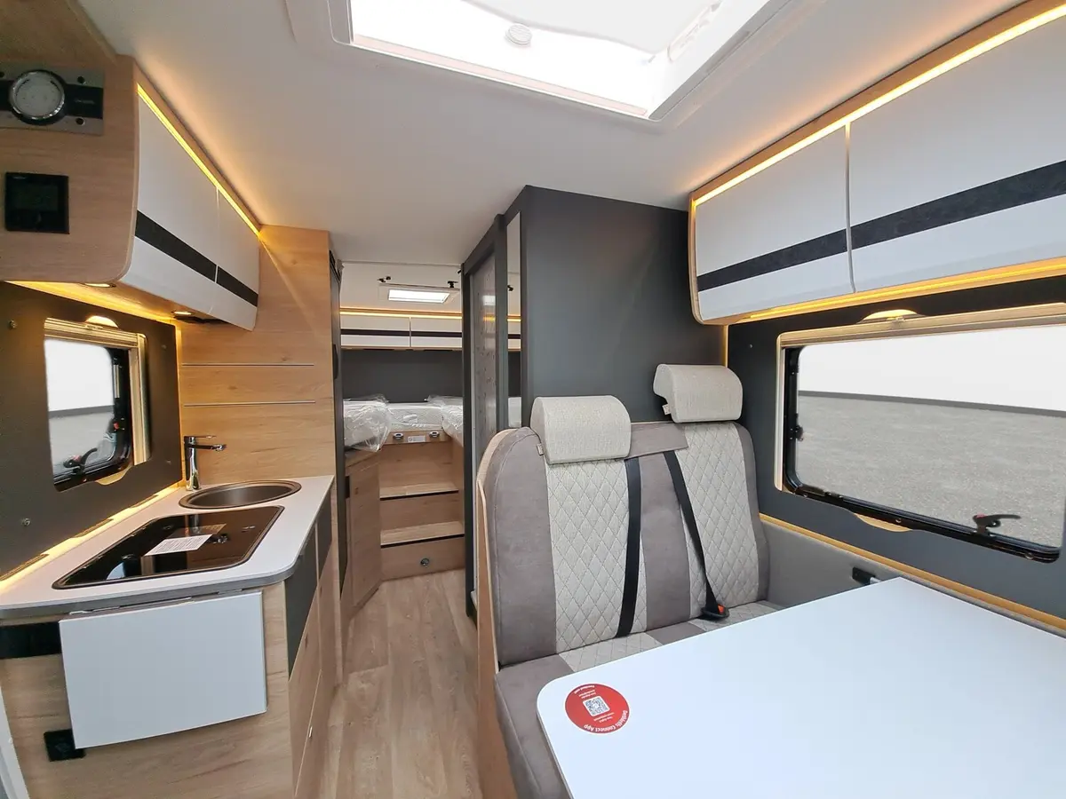 Dethleffs Globebus Camp Active T 4 Starlink, 165 Ah Lithium