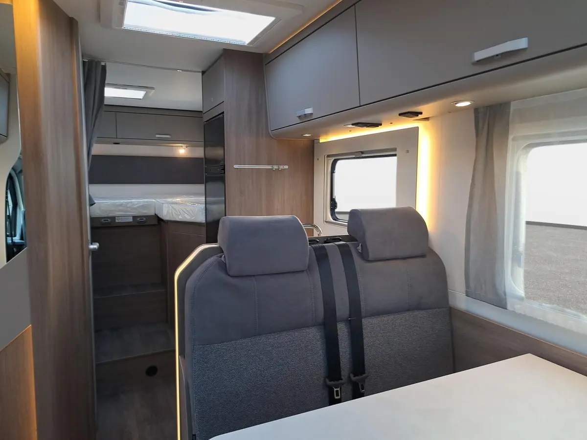 Carado T 448 Pro+ Automatik, Solar, TV, LTE, Backofen