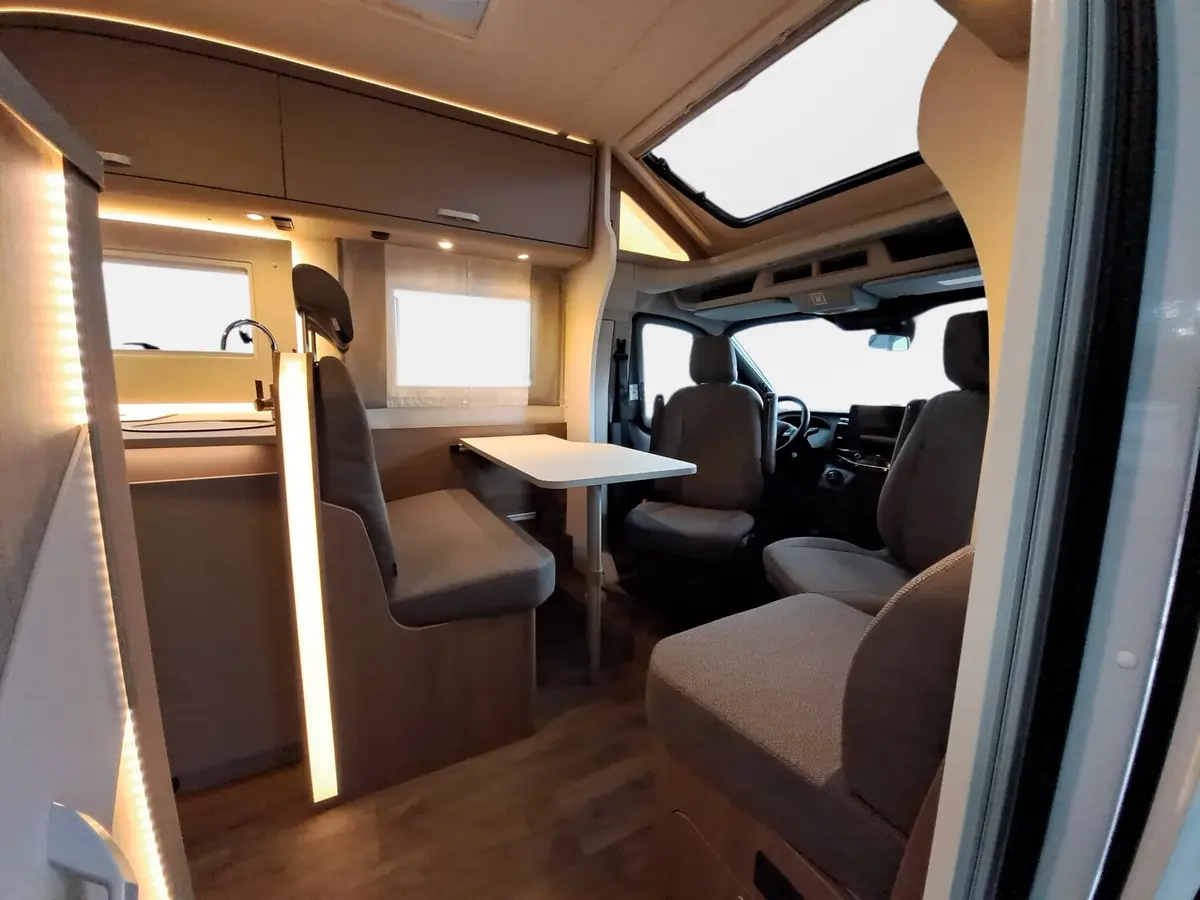 Carado Edition26 T Ford 447 Automatik, Solar, LTE, TV