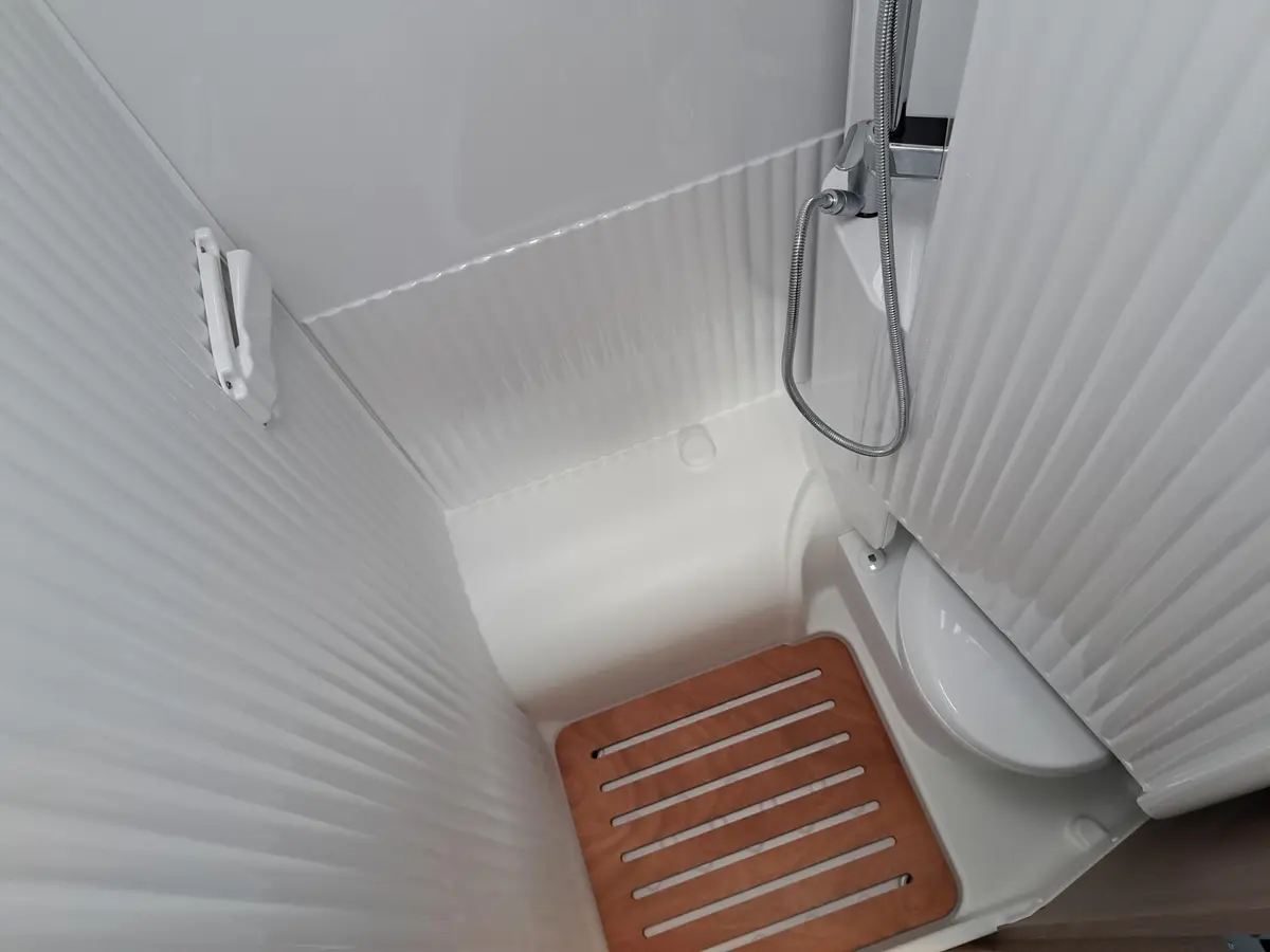 Carado V 347 Pro+ Automatik, Solar, TV-Paket