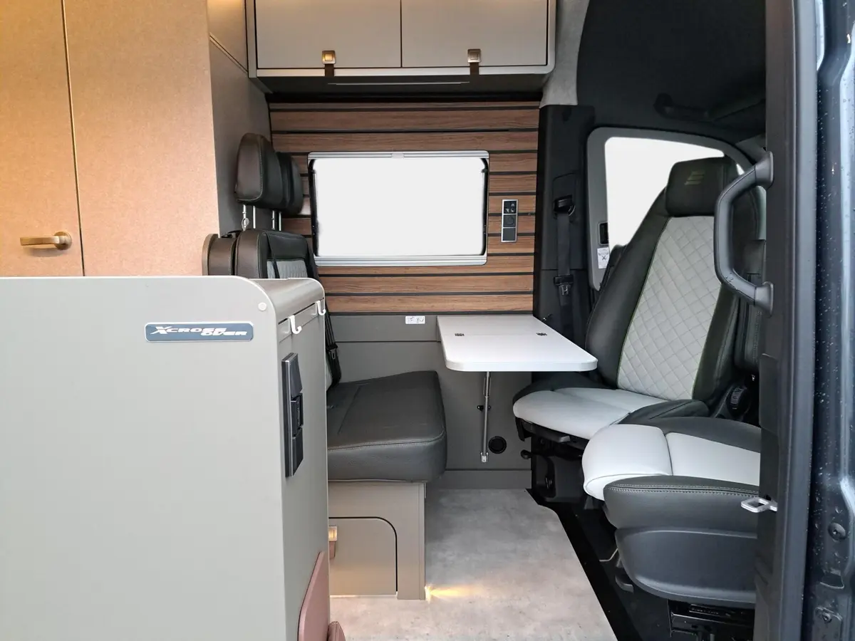Hymer Grand Canyon S CrossOver 600 Schlafdach, Solar