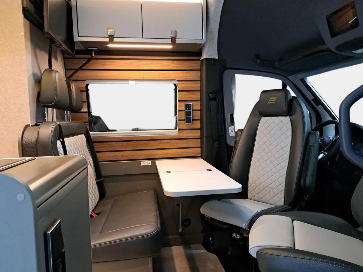 Hymer Grand Canyon S CrossOver 600 AHK, TV, Wechselrichter