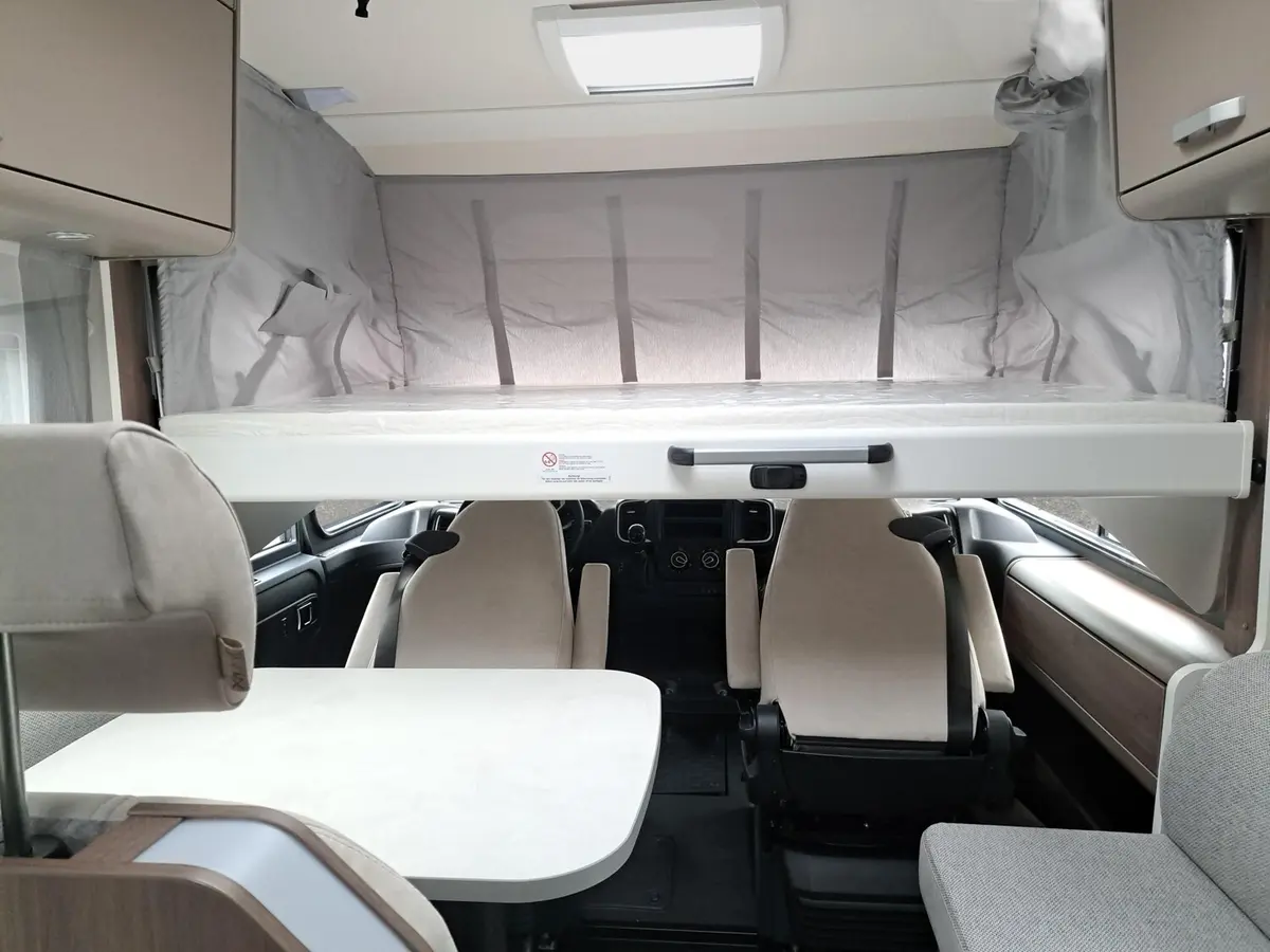 Carado I 447 Pro+ Automatik, 4.400 kg, Solar, Sat, TV