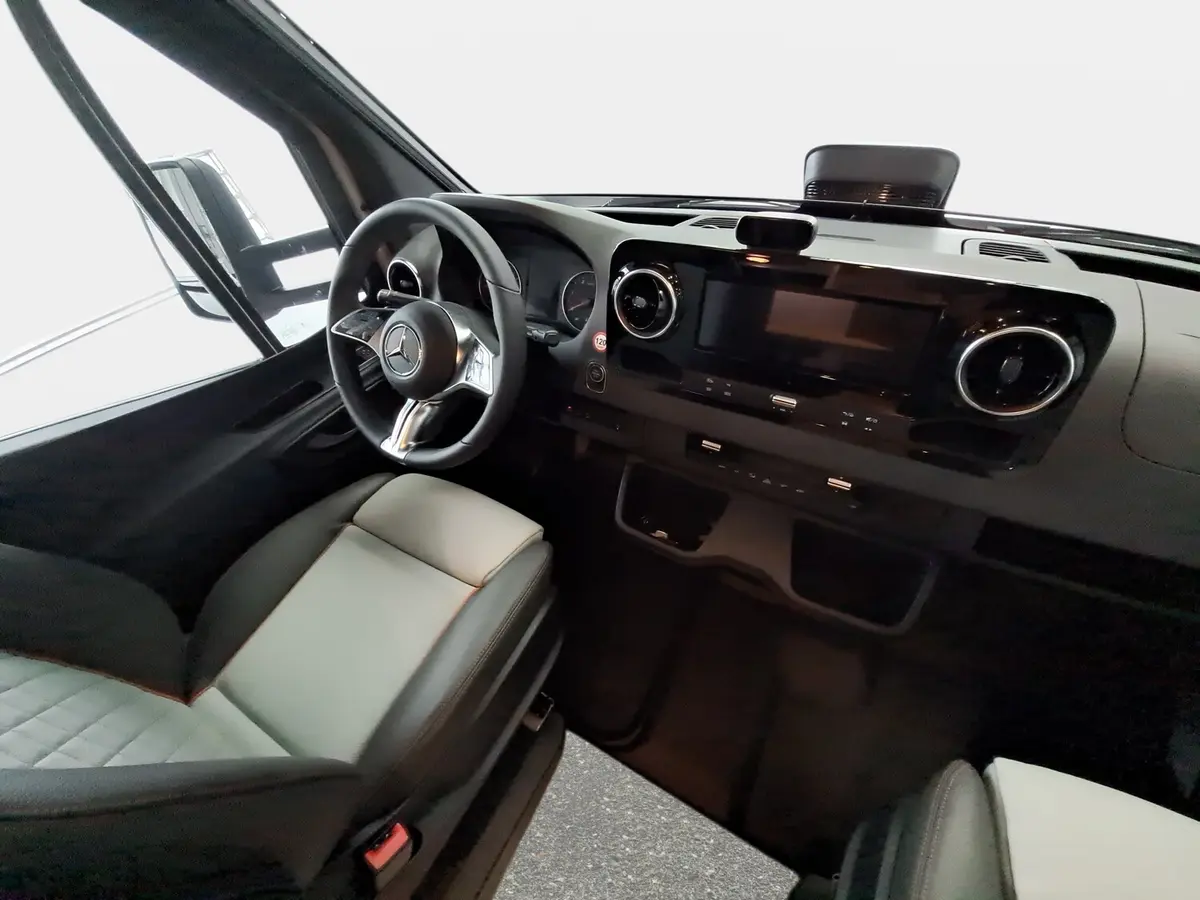 Hymer ML-T CrossTrail 580 TV, Leder, GFK, Winterpaket