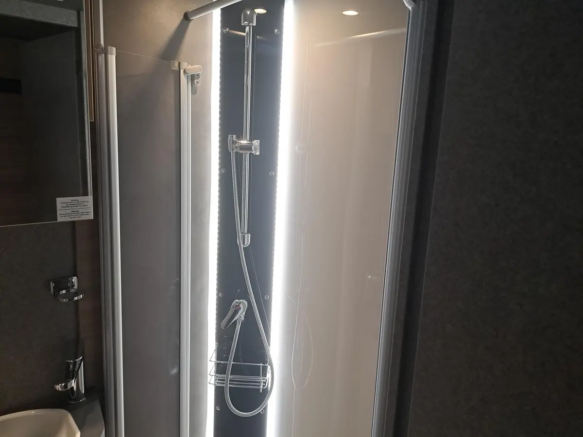 Dethleffs Trend T 6877 DB Hubbett, X-, GT-, Familypaket