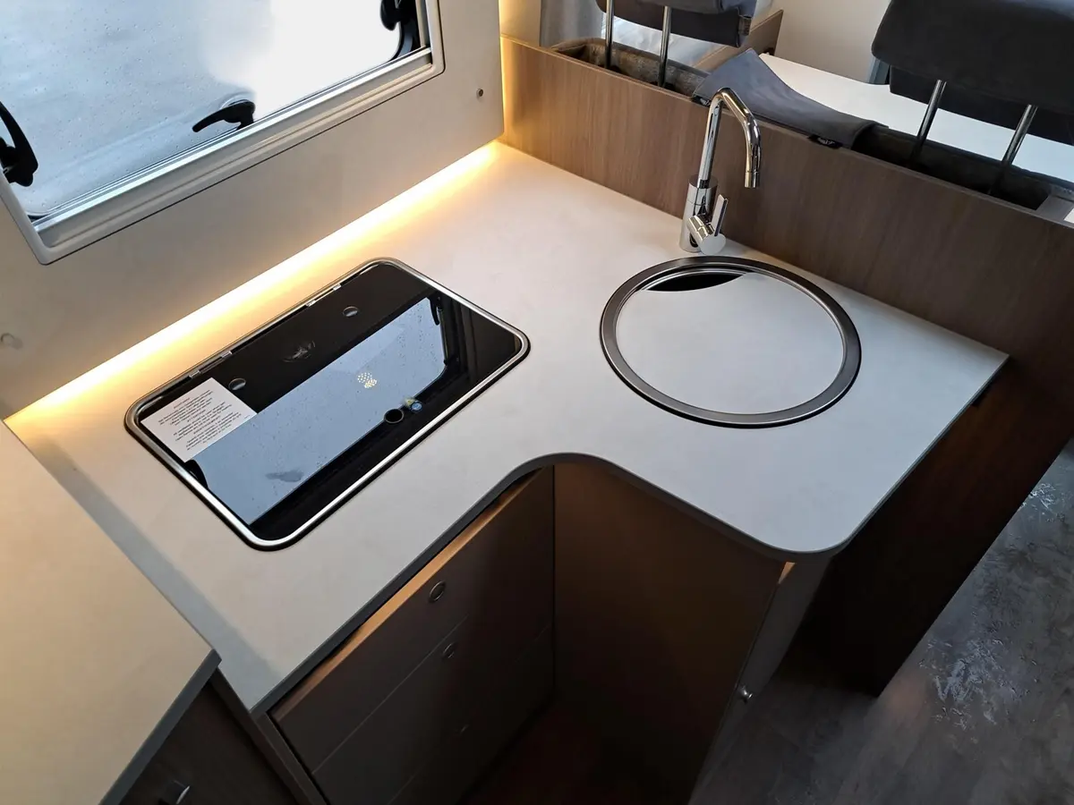 Carado Edition26 T Ford 338 Solar, LTE-Paket, TV