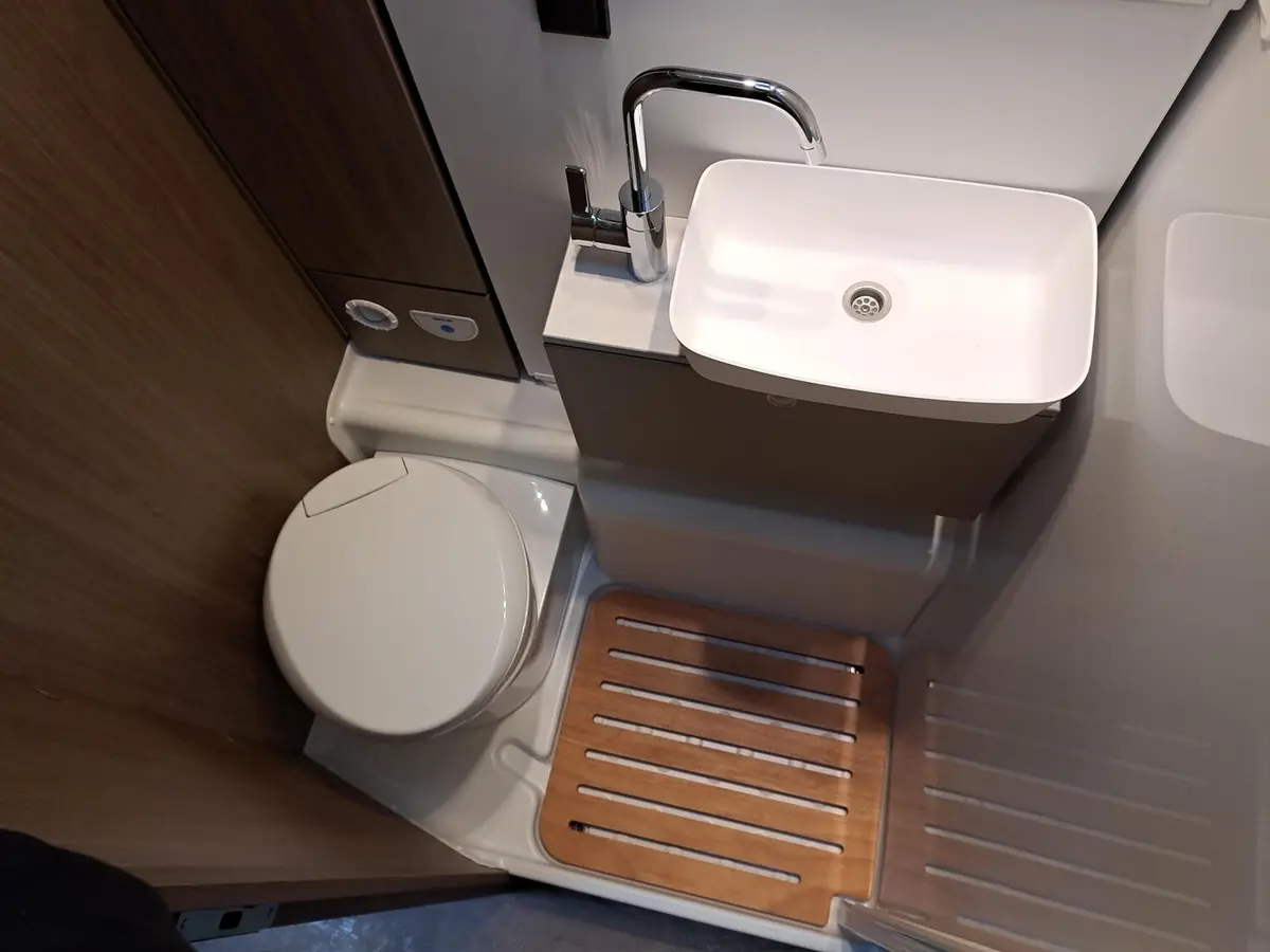 Carado Edition26 T Ford 338 Solar, LTE-Paket, TV