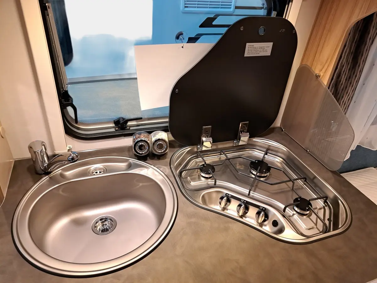 Hymer Eriba Nova Light 425 Moving-Paket, Autark, 1.600 kg