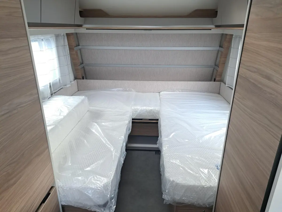 Dethleffs Nomad 490 EST First Edition