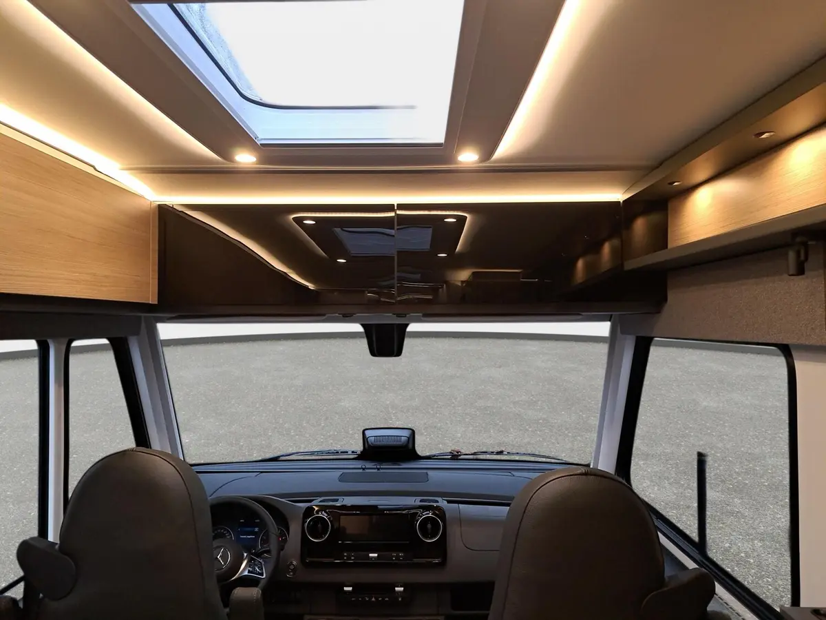 Hymer B-Klasse MC I 680 Premium-, Arktispaket, TV