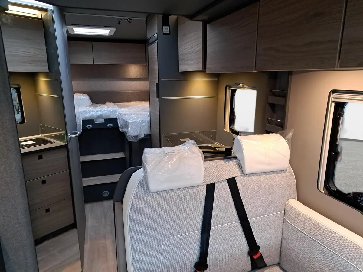 Dethleffs Trend Active T 6817 EB Hubbett, Chassispaket