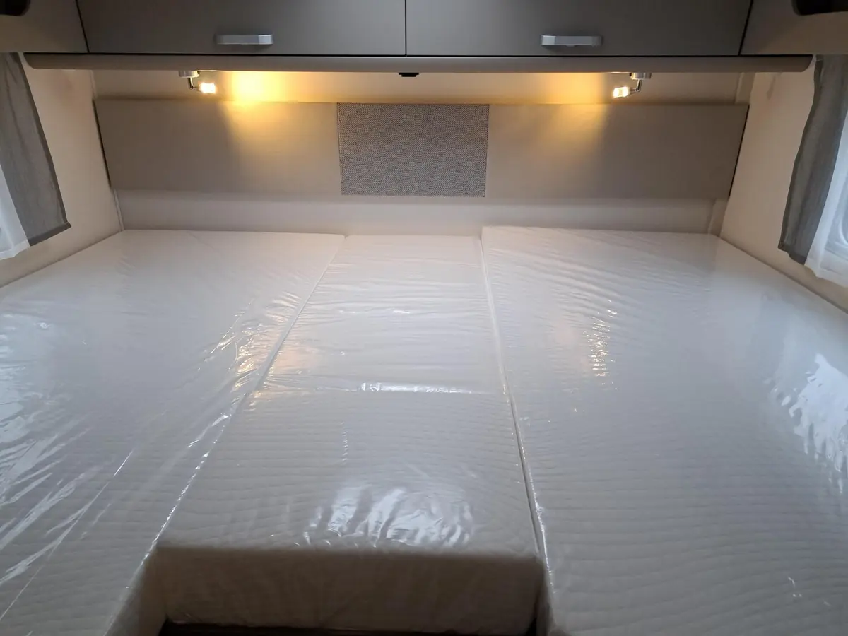 Carado T 328 Pro+ Automatik, Solar, LTE, TV