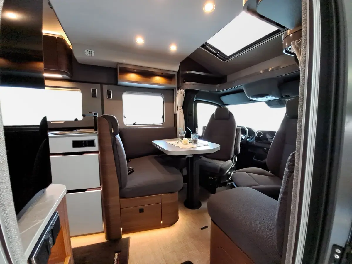 Hymer B-Klasse MC T 600 Premium-Line, Arktis, Hubbett