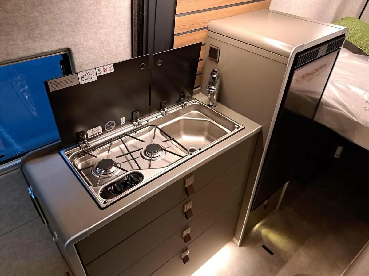 Hymer Grand Canyon S CrossOver 600 Schlafdach, Solar