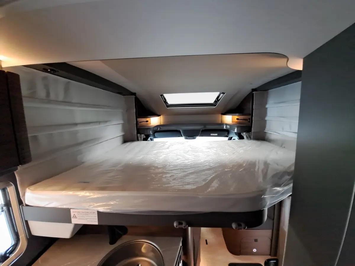 Hymer B-Klasse MC T 600 Premium-Line, Arktis, Hubbett