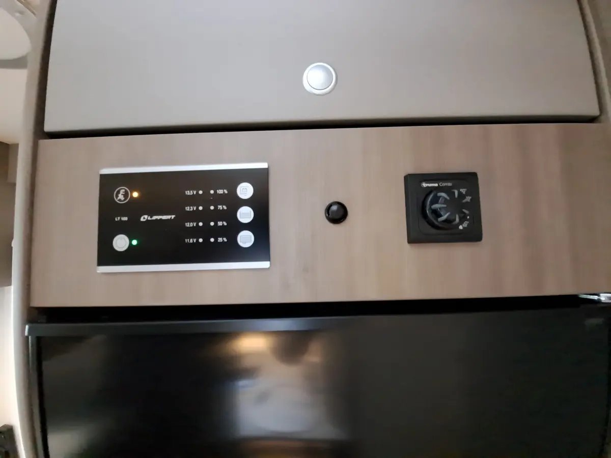 Carado T 457 Pro+, Automatik, LTE, TV, Solar, 3. Bett
