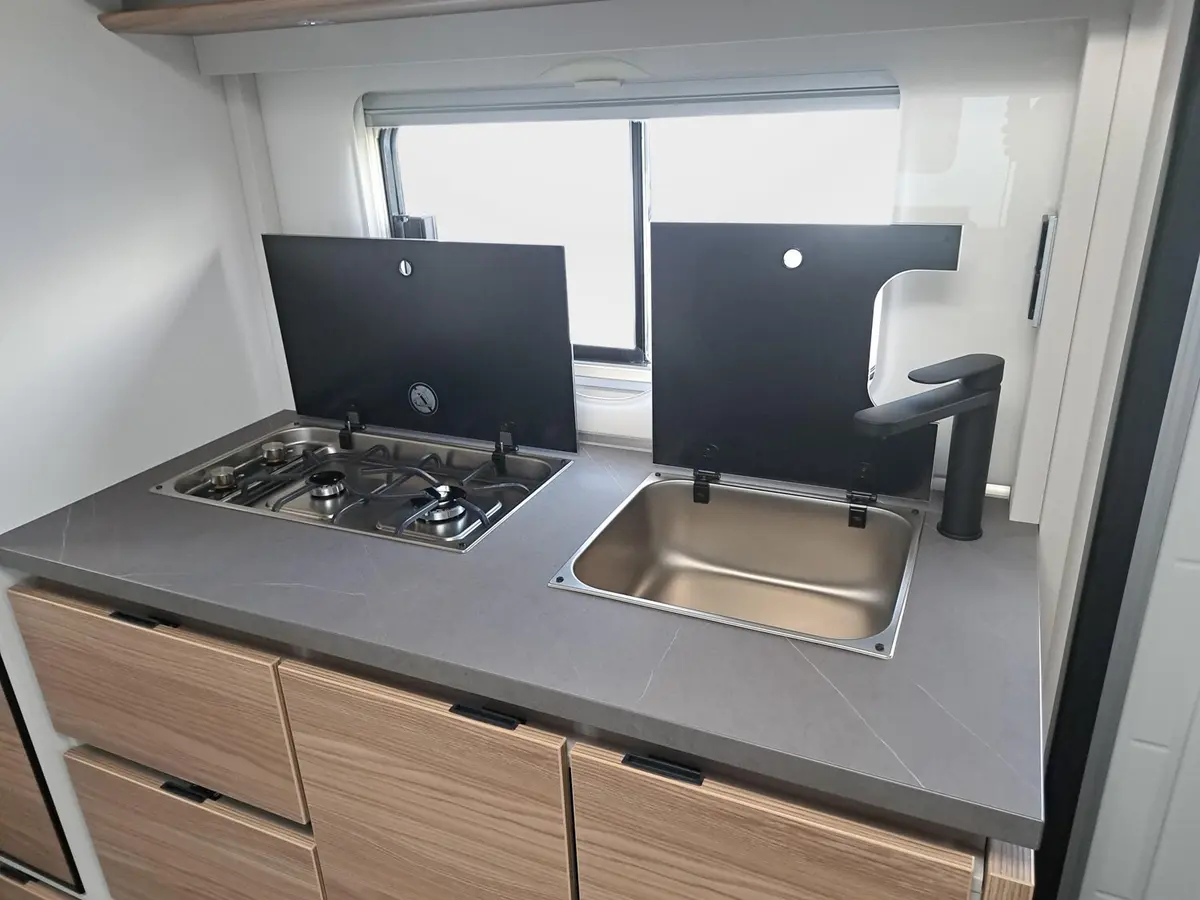 Dethleffs Nomad 490 EST First Edition