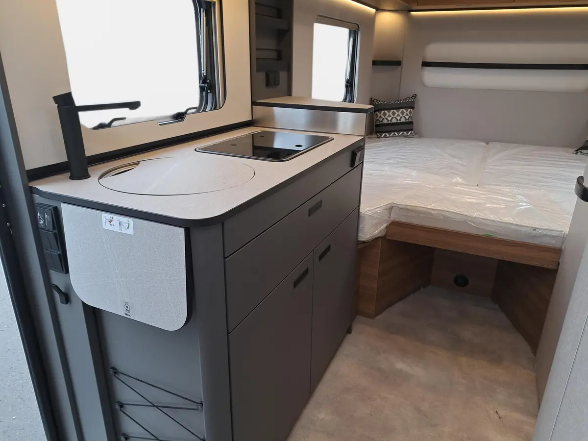 Hymer Eriba Novaline 442 Moving-, Wohnkomforpaket, GFK