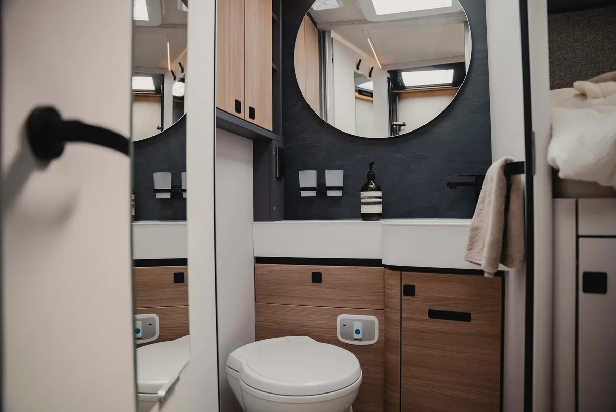 Hymer B-Klasse MC-I 680 - 2 Personen 