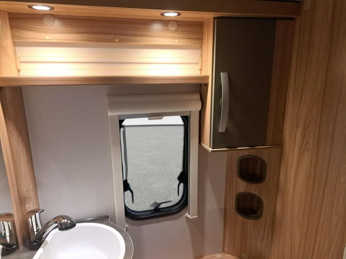 Hymer Eriba Feeling 470 Moving-Paket, Autark, 1.600 kg