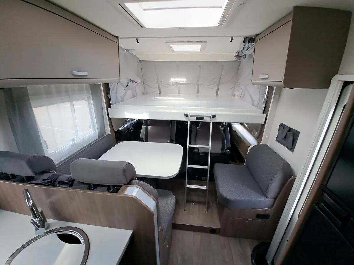 Carado I 447 Pro+ Automatik, 4.400 kg, Solar, LTE, TV