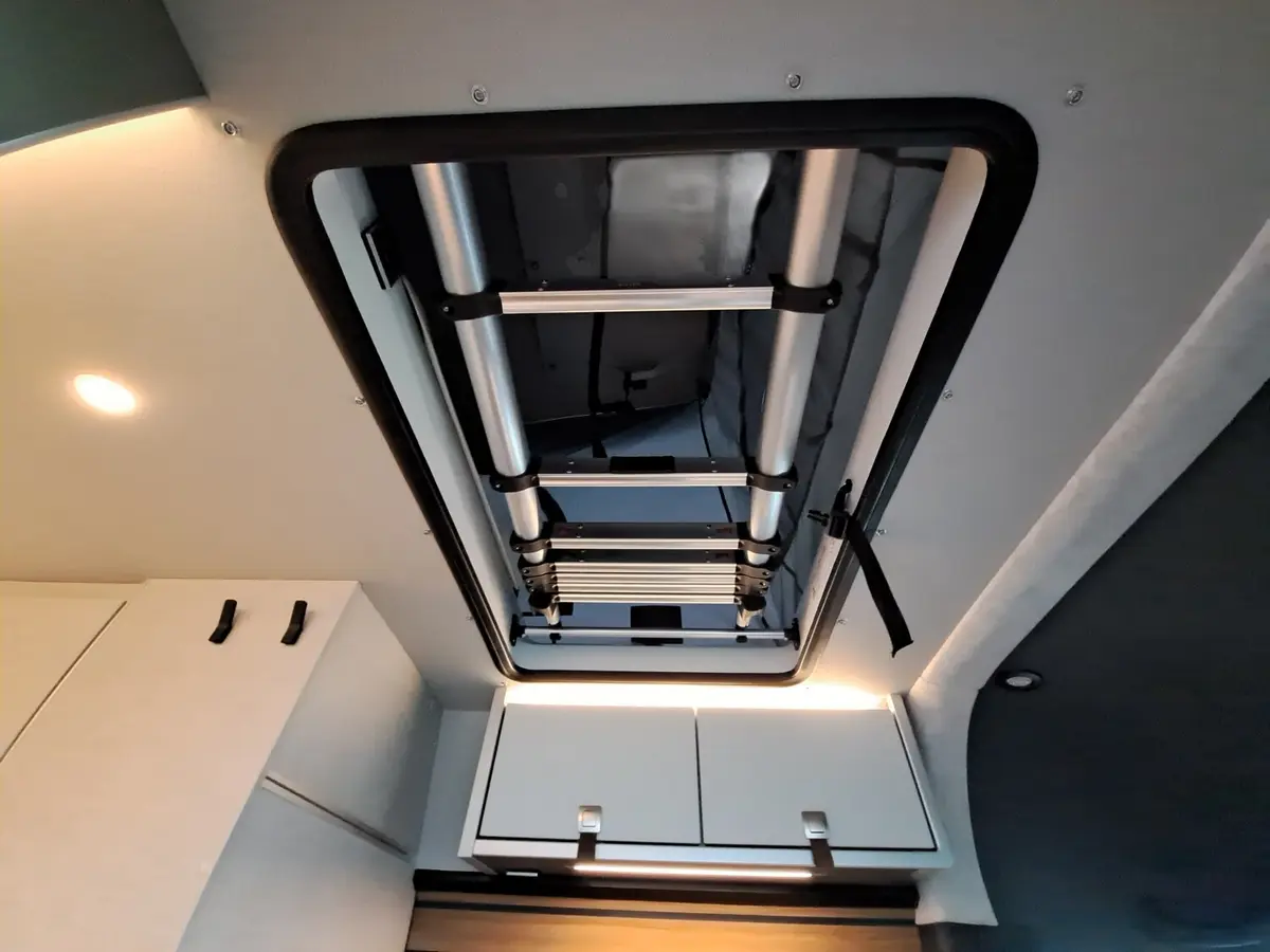 Hymer Grand Canyon S CrossOver 600 Aufstelldach, AHK