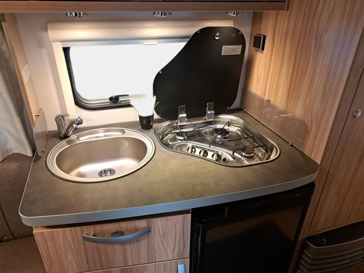 Hymer Eriba Feeling 470 Moving-Paket, Autark, 1.600 kg