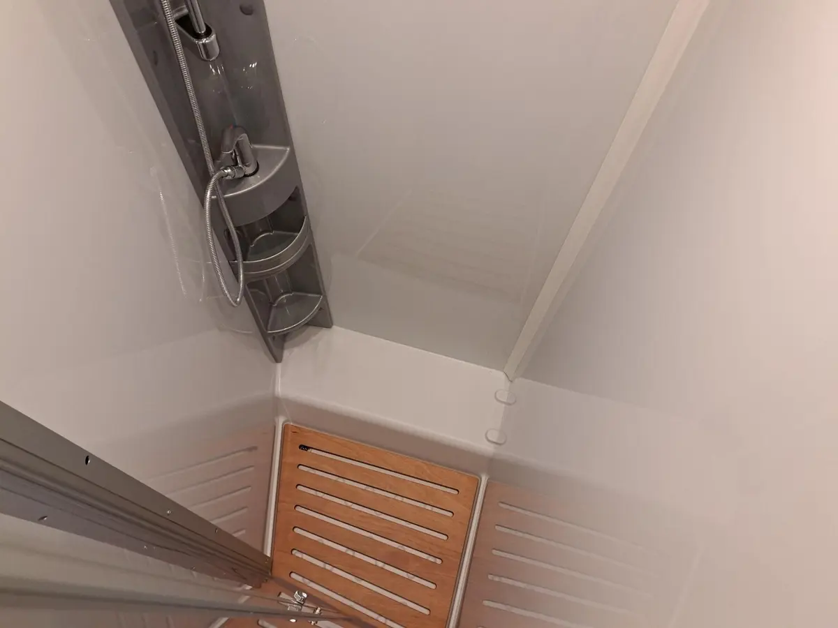 Dethleffs Just Camp Active T 7052 EB Gästebett