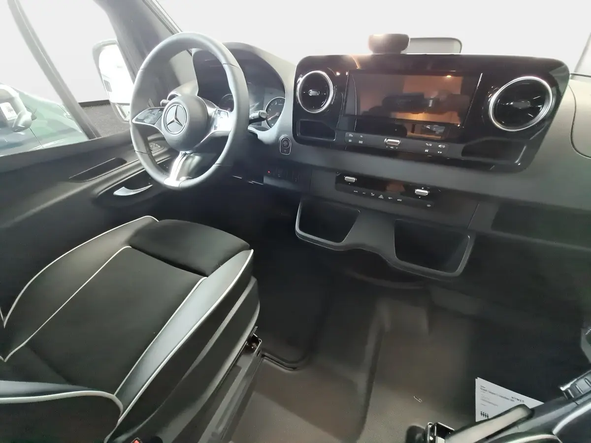 Hymer Grand Canyon S CrossOver 600 Aufstelldach, AHK