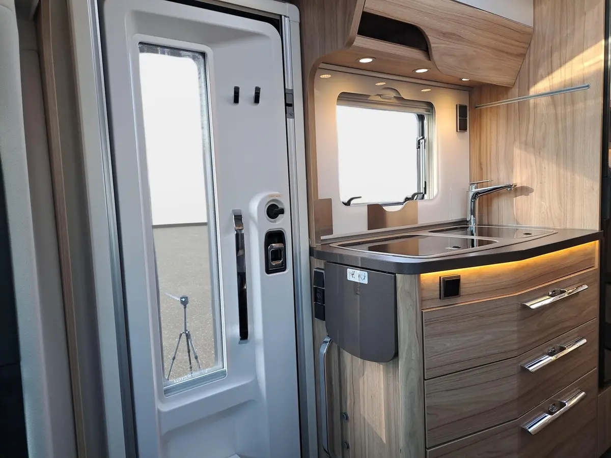 Hymer ML-T 580 TV, Sat, Fahrradträger, div. Pakete