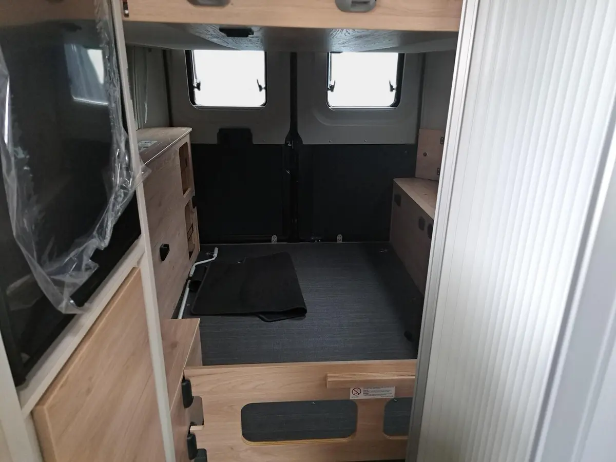 Dethleffs Globetrail 640 HR Fiat Chassis-, Komfort-, Elektropaket