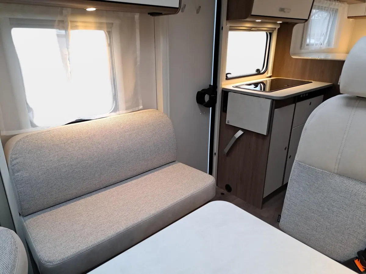 Carado V 347 Pro+ Automatik, Solar, LTE, TV