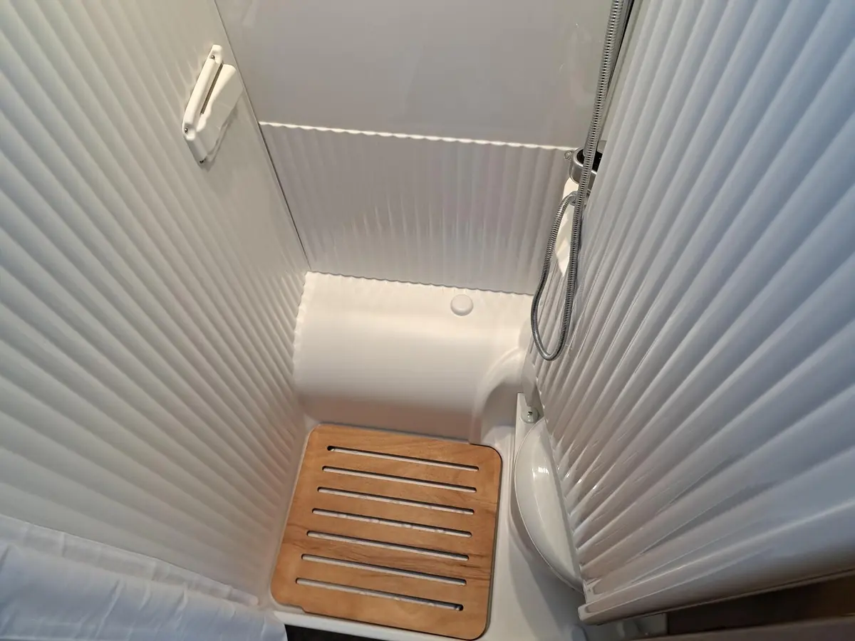 Carado V 347 Pro+ Solar, LTE, TV