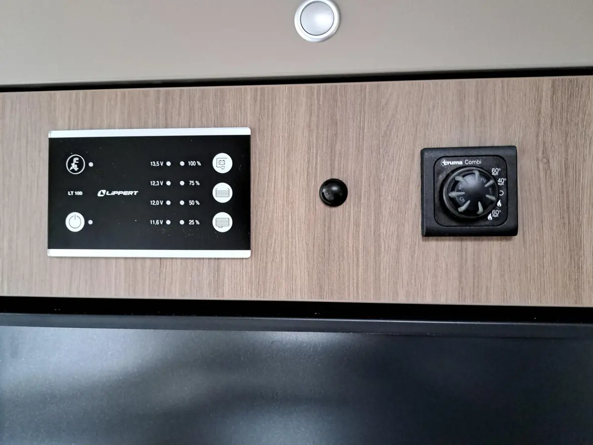 Carado I 447 Pro+ Automatik, 4.400 kg, Solar, Sat, TV