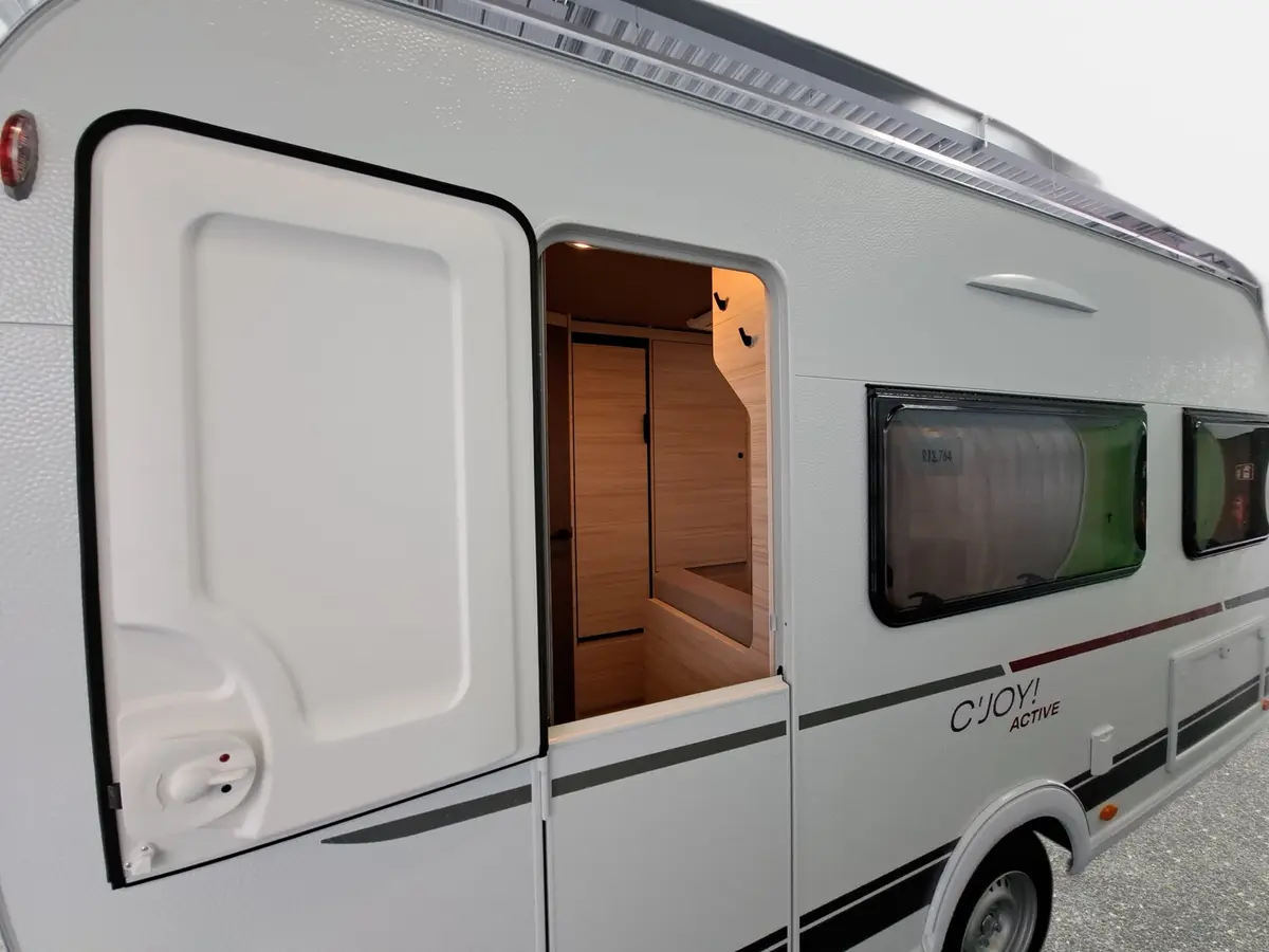 Dethleffs c-joy Active 420 QSH 