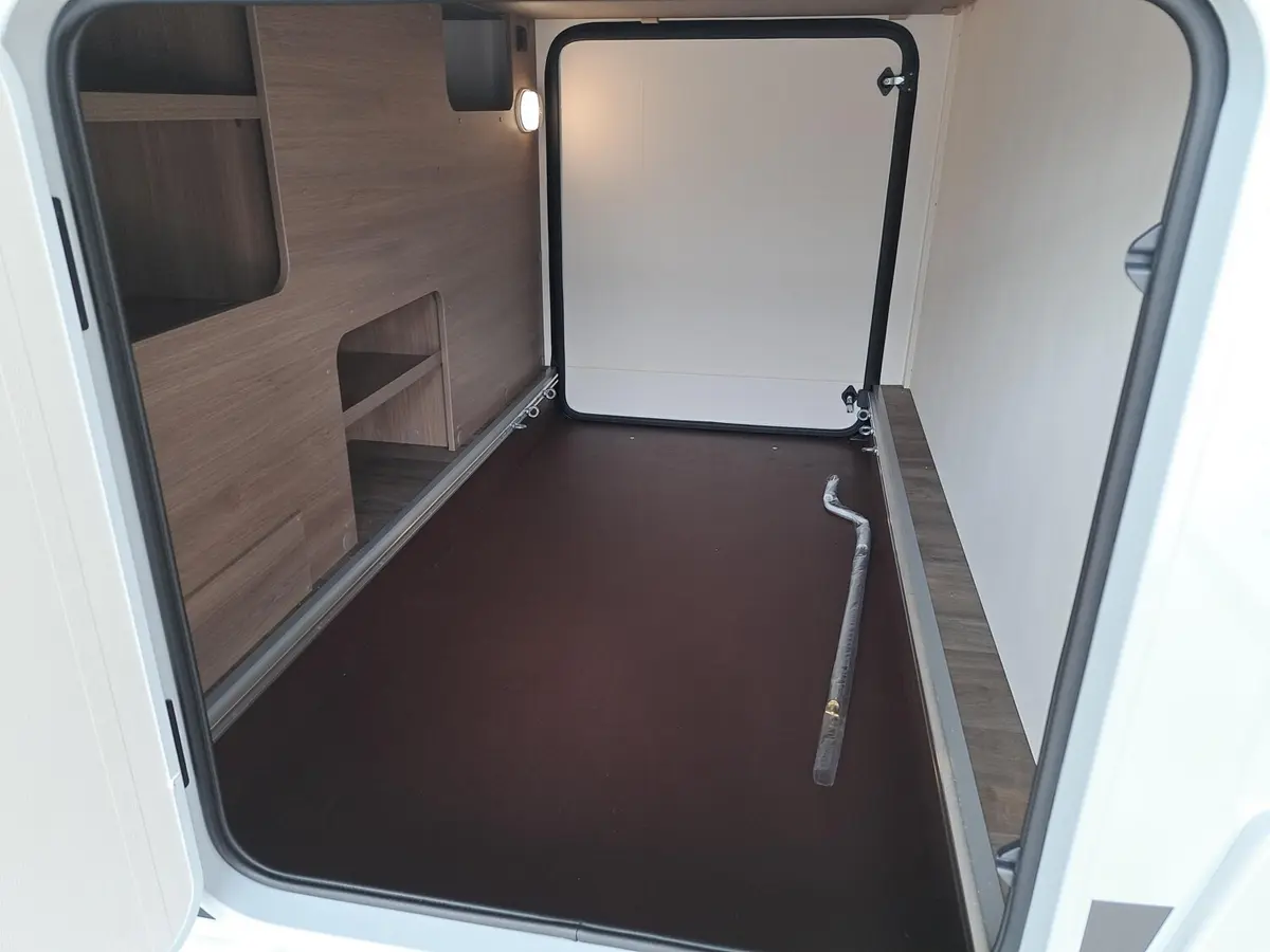 Carado T 328 Pro+, Automatik, LTE, TV, Solar, 3. Bett