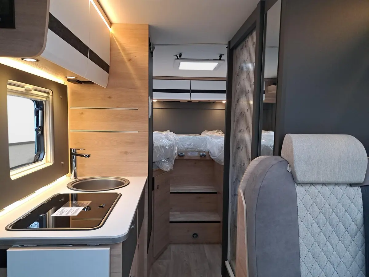 Dethleffs Globebus Camp Active T 4 Automatik