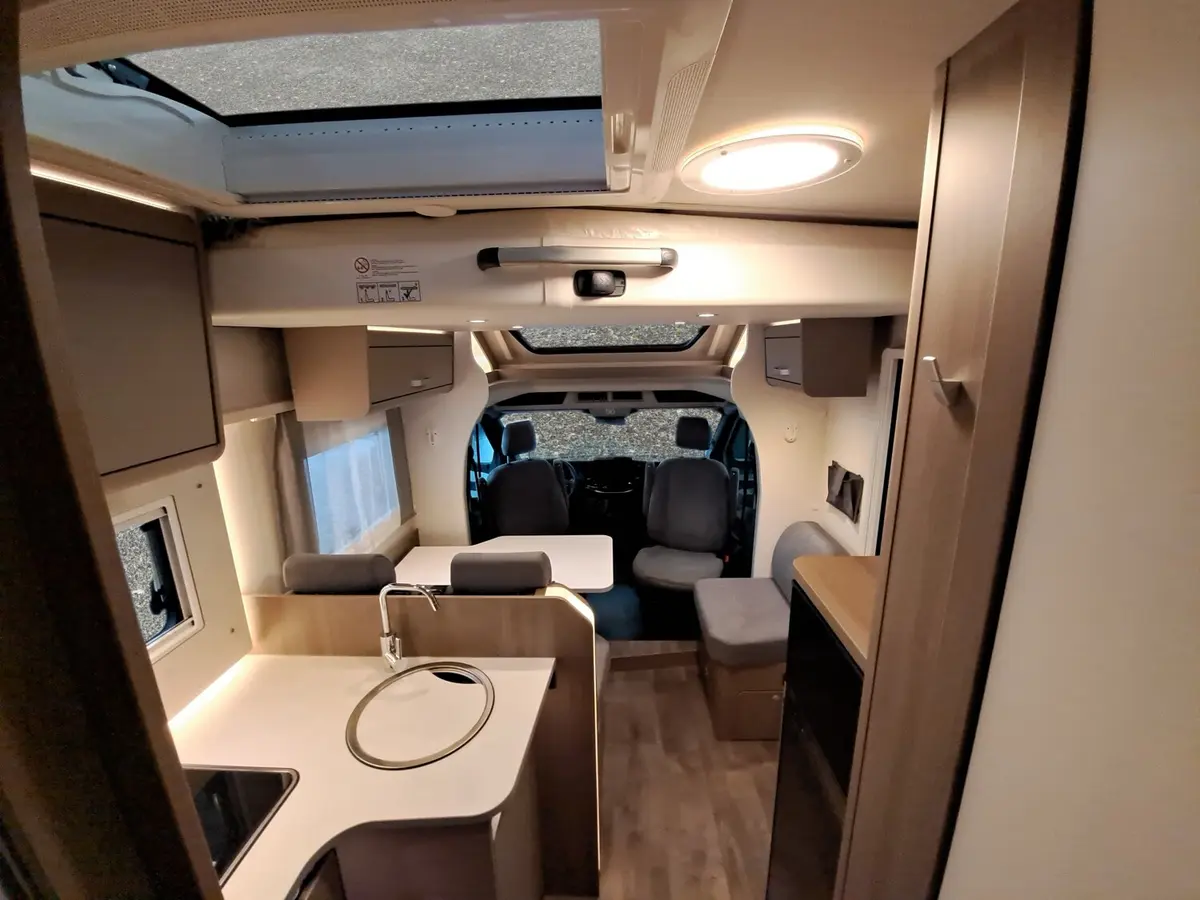 Carado Edition26 T Ford 447 Automatik, Hubbett, Solar