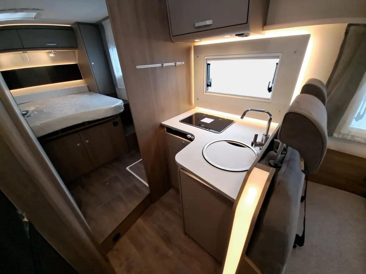 Carado Edition26 T Ford 449 Automatik, Hubbett, Solar