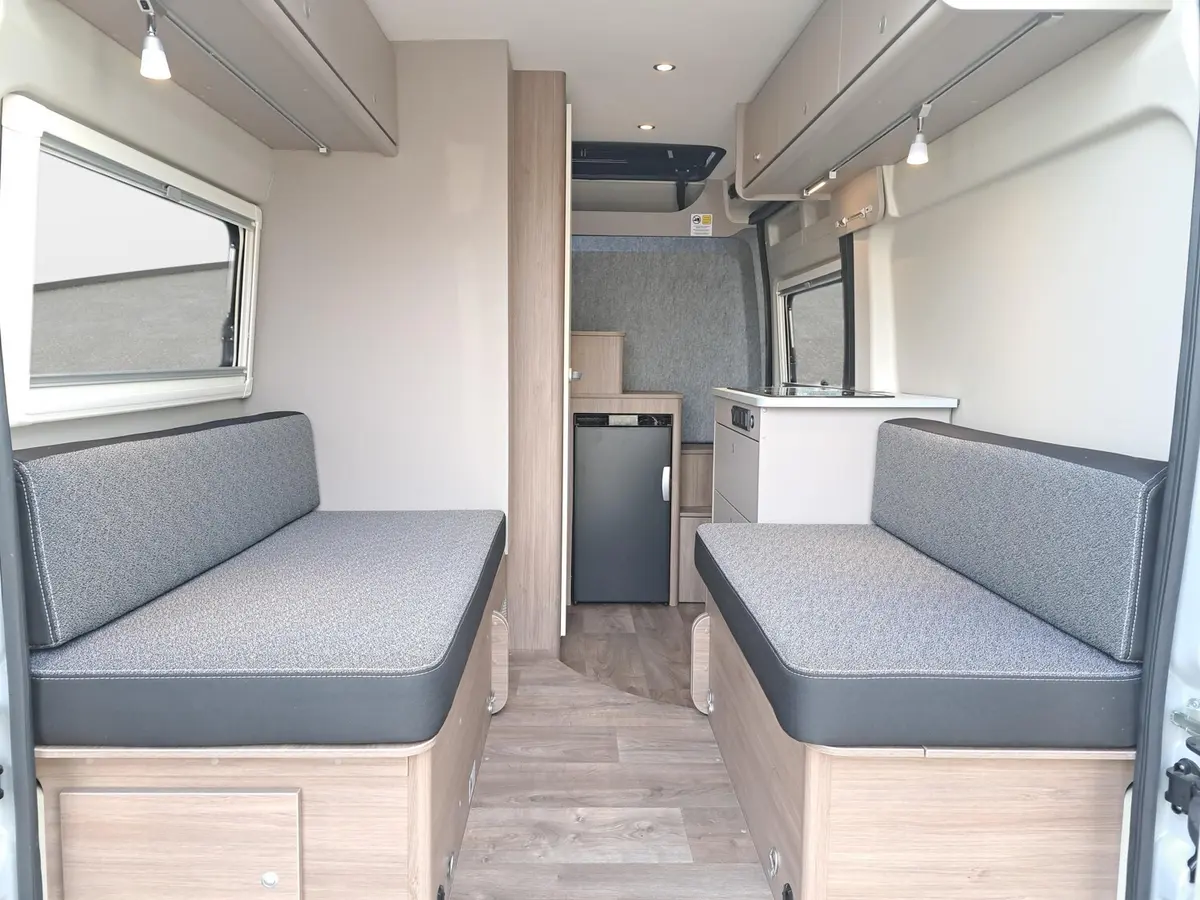 Carado pro CV 541 Autom, Rahmenfenster, Hecksitzgruppe