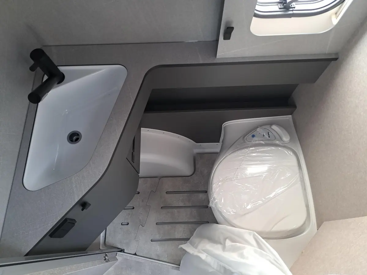Hymer Eriba Novaline 442 Movingpaket, Autark, Alufelgen