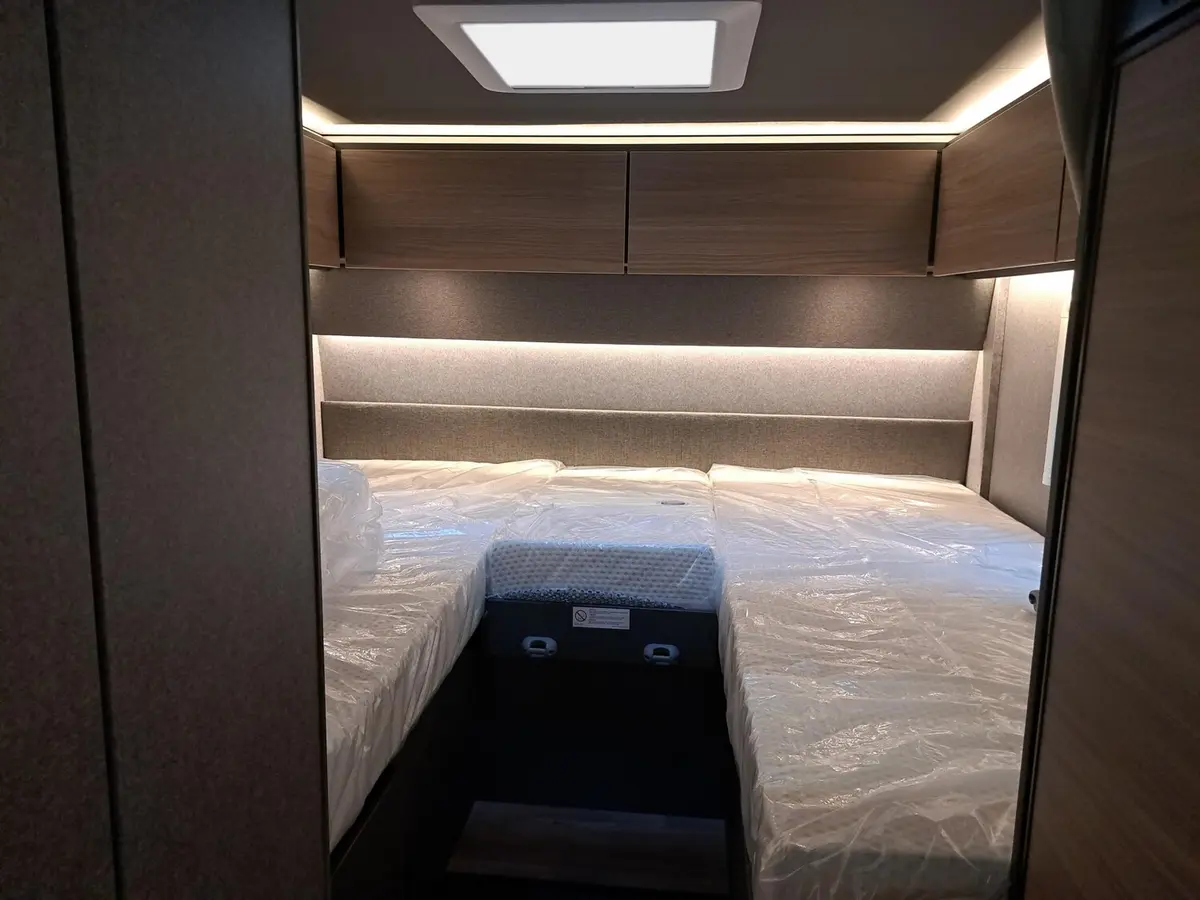 Dethleffs Trend T 6817 EB Hubbett, div. Pakete