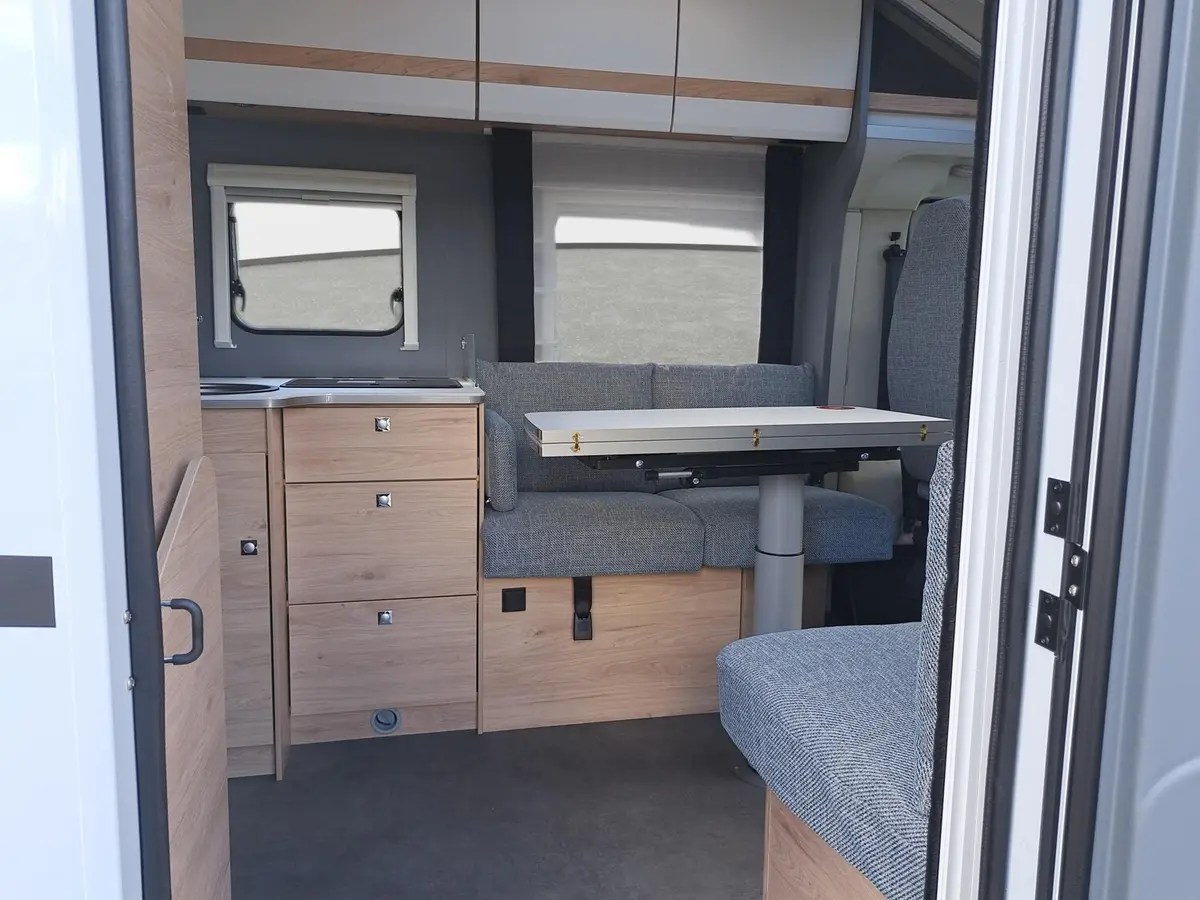 Dethleffs Just Camp T 6752 DBL Family-, Chassispaket