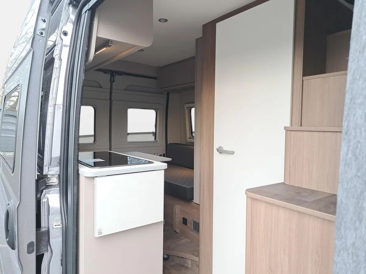 Carado pro CV 541 Automatik, Rahmenfenster